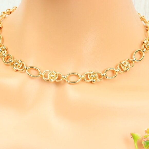 "Minimalist & Elegant Necklace Chain – Perfect for Women & Girls | UNVRC1618 - Picture 1 of 10